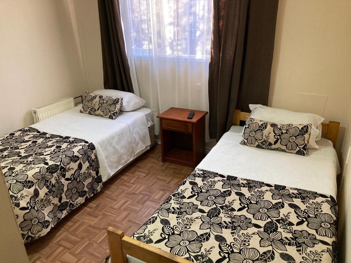 Hostal Hellen Puerto Natales Luaran gambar