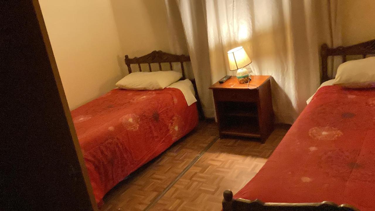 Hostal Hellen Puerto Natales Luaran gambar